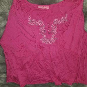 lot of 2 woman within peasant tunic